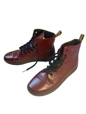 Dr. Martens Leyton 7 Eye Leather Boots Oxblood Red Women’s Size 10